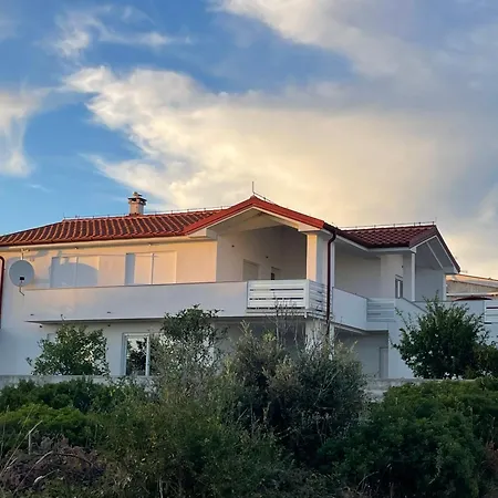 Apartament Milla Vir